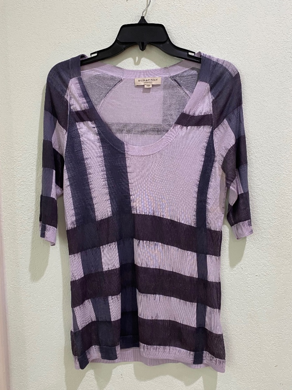Burberry top